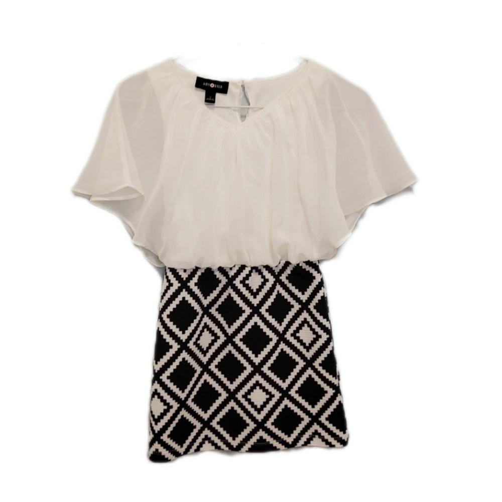 Girls. Chiffon blouse/ pencil skirt dress. Size: 7